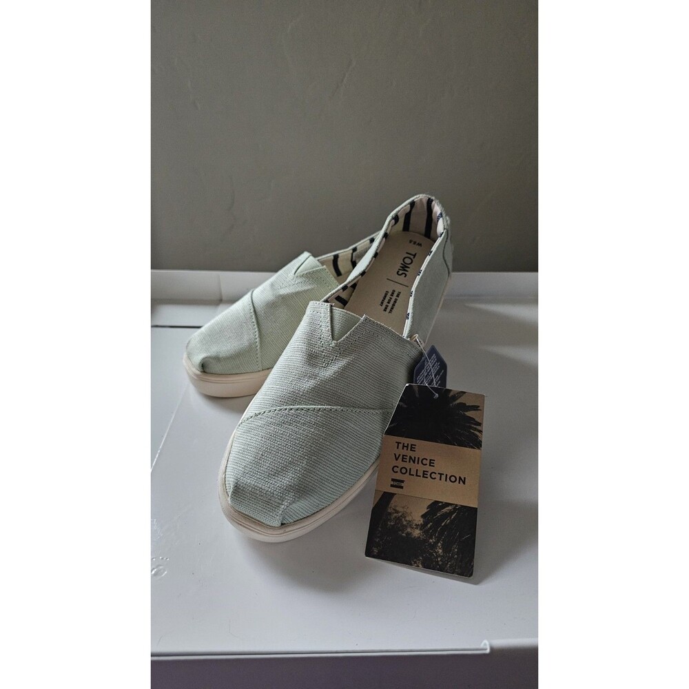 TOMS Alpargate Light Green Slip On Orthopedic Shoes  Womens Sz 8.5 NWT